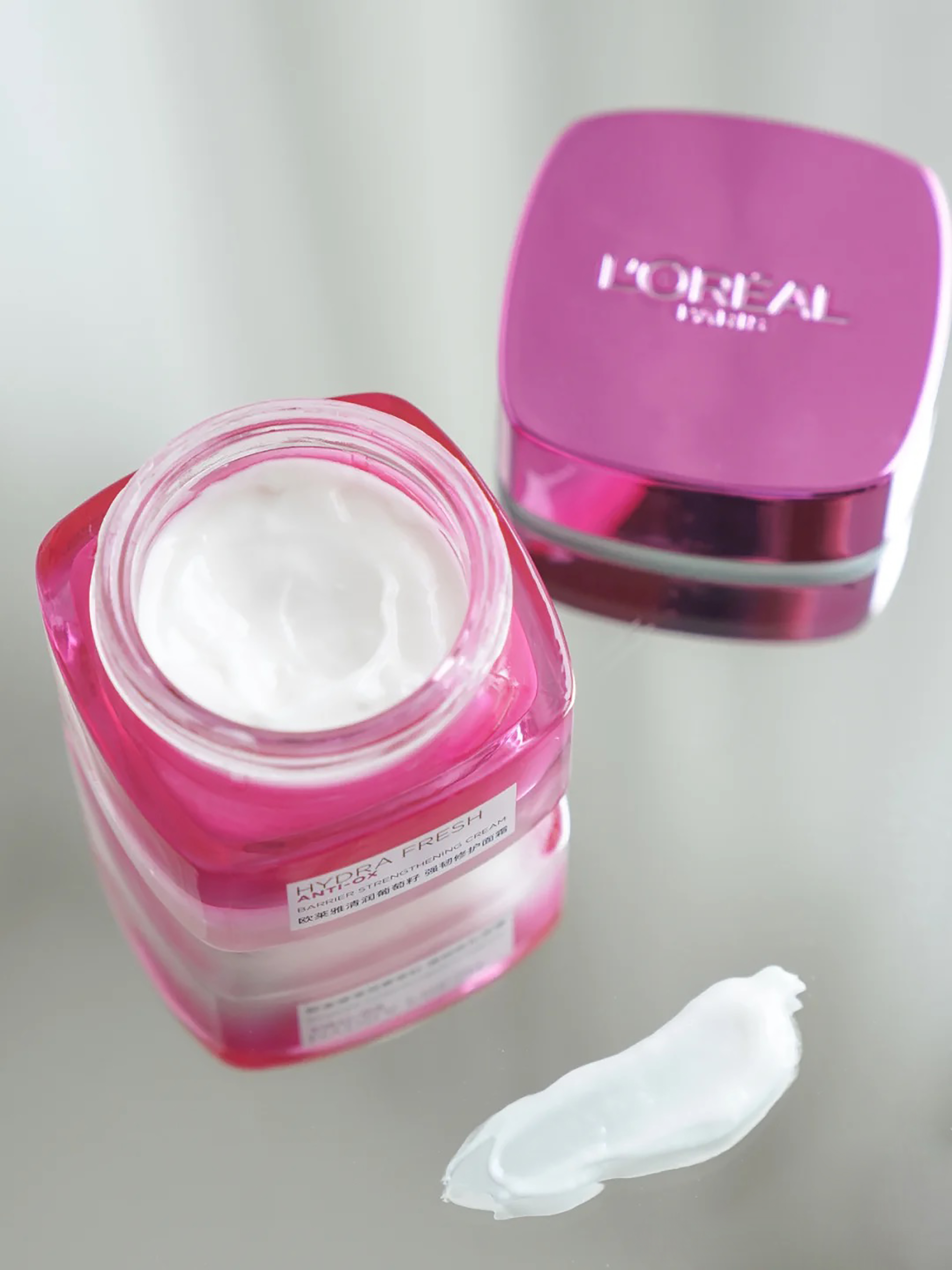 好用到买一囤一的面霜，珂润保湿，高姿抗氧化，欧莱雅性价比高