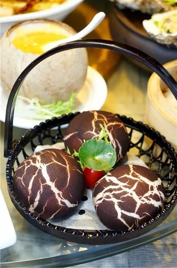 老板疯了五元一桌子菜,老板疯了系列零食