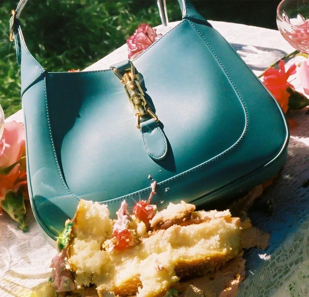 2021年包包推荐网红款,2020年最流行的包包是哪款