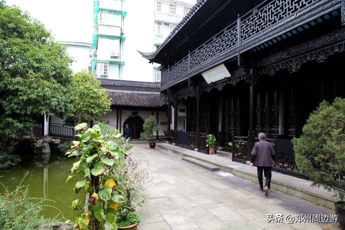 龚自珍因字不好参加了几次科举,龚自珍为何辞官归隐