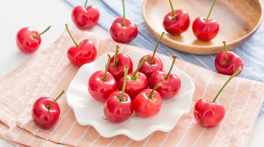吃樱桃对尿酸有效吗,吃樱桃后痛风