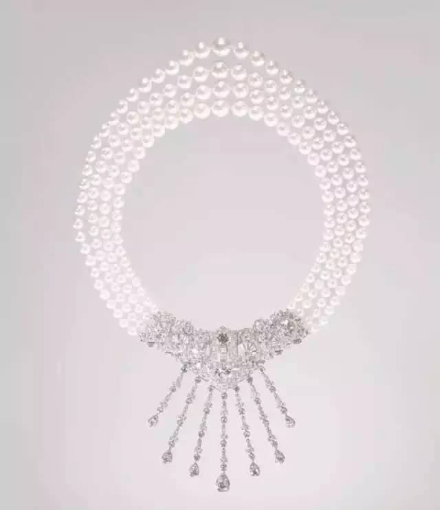 特朗普为三任美女老婆买大钻戒,可比竞选总统“认真”多了