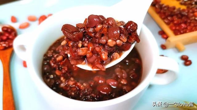 怎样才能把薏米红豆煮得软烂,如何电饭煲煮红豆又快又软烂
