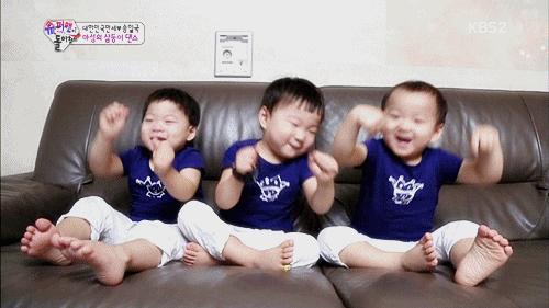 宋一国多胞胎爸爸图片,民国表情包男孩长大了有女朋友了