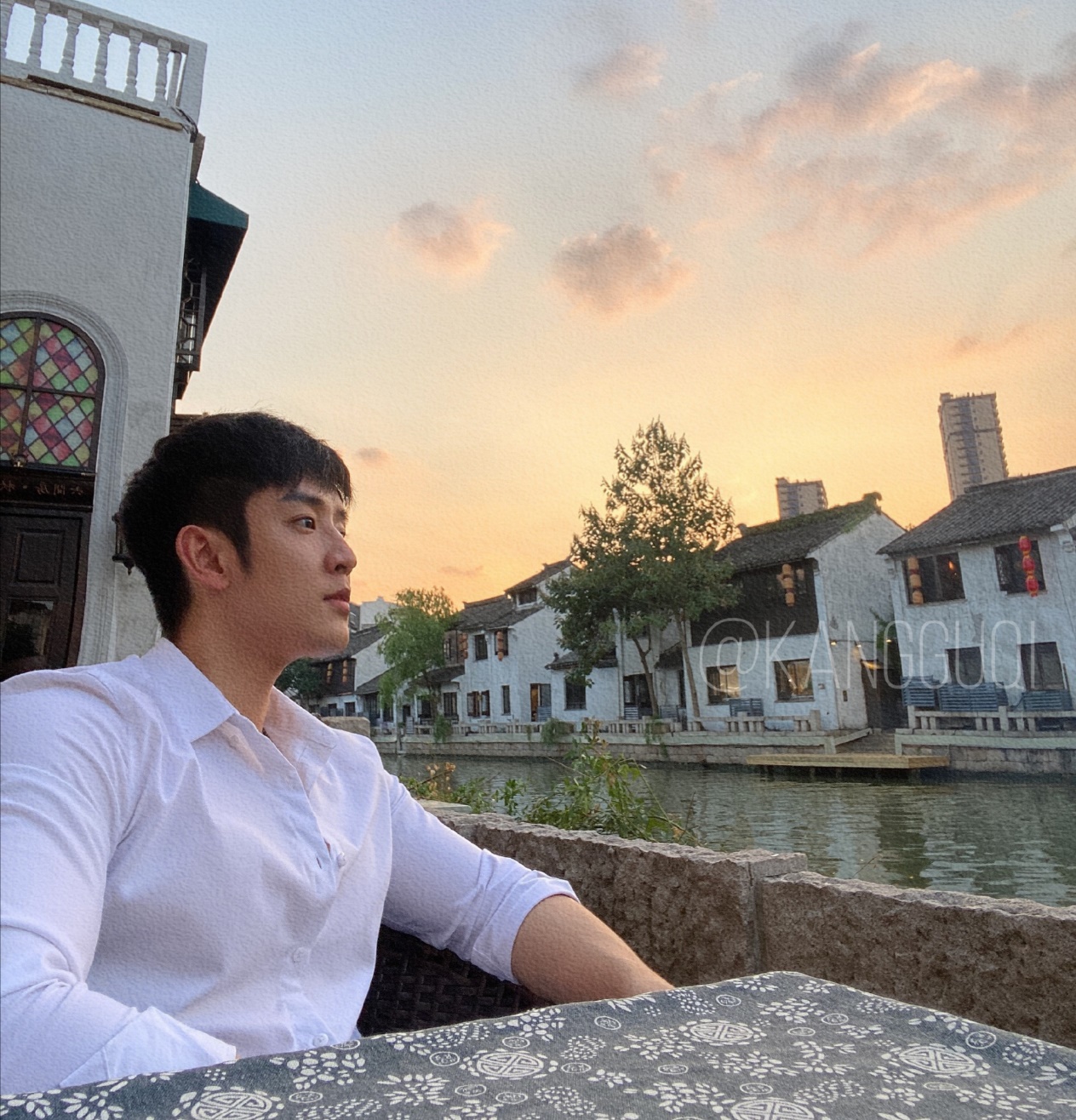 肌肉男神高颜值,肌肉男神健美