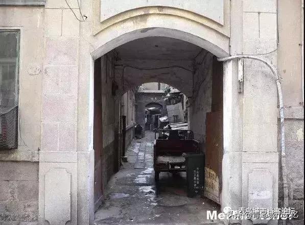 这里是小港儿，这里是后海沿，这里是海关后......