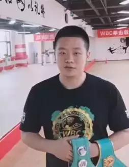 台湾综合格斗冠军约网红拳击,台湾网红搏击冠军