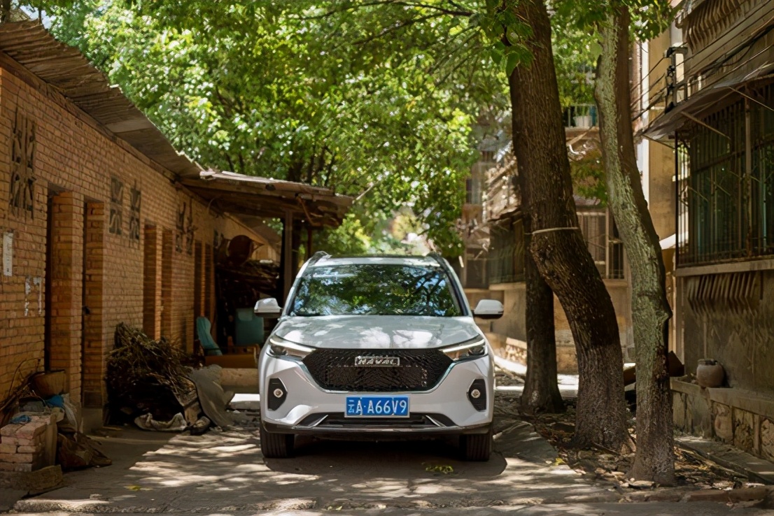 哈弗m6plus2021款手动豪华版,23款哈弗m6plus沉浸式体验