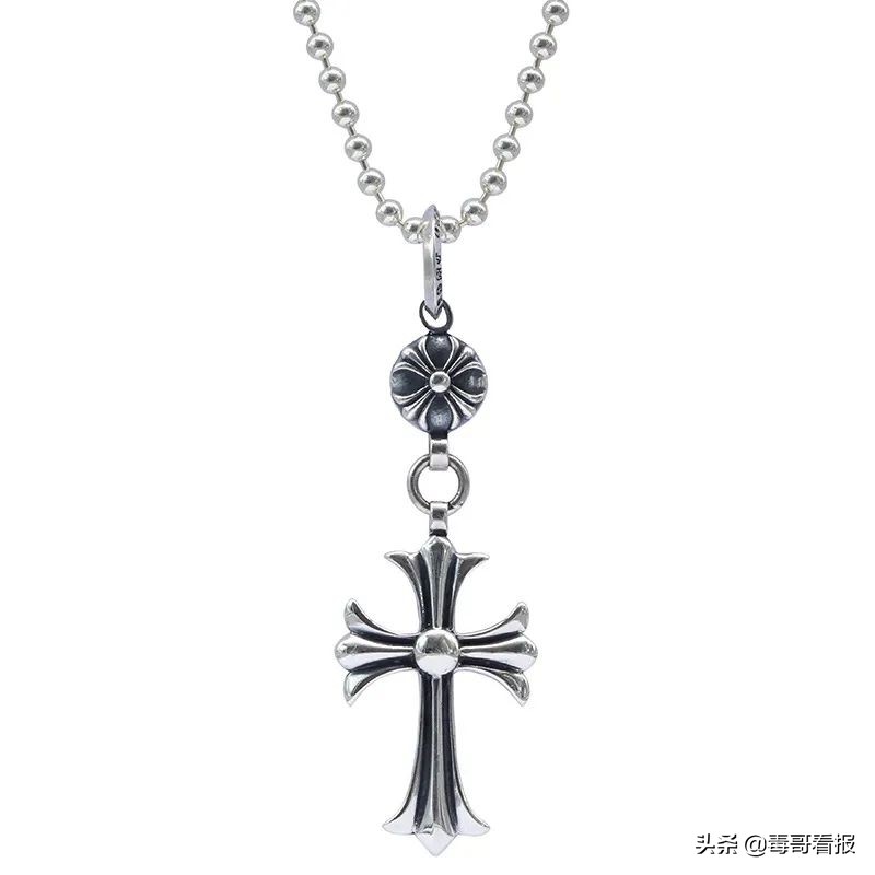 提升穿搭质感的首饰推荐,学会首饰搭配美出高级感