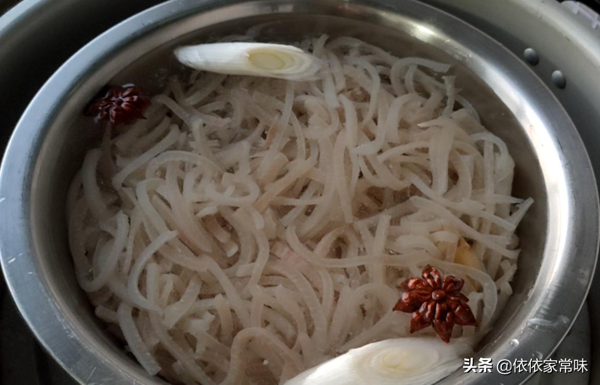 猪皮冻的正确做法教程,猪皮冻最好吃的做法简单的