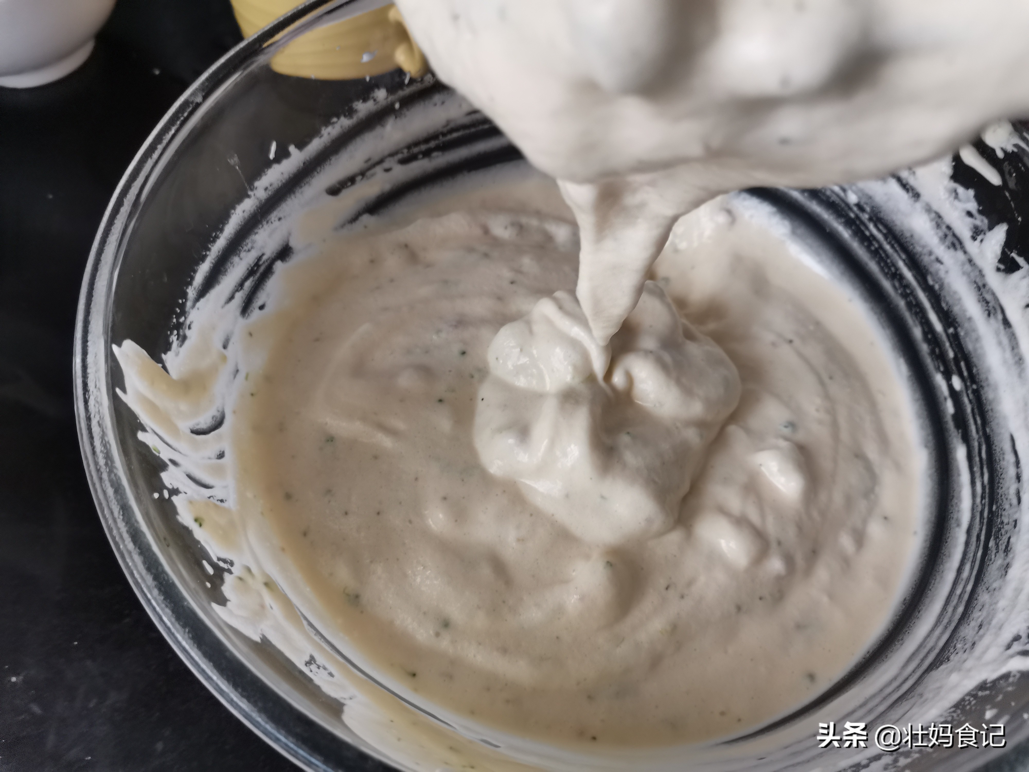 超详细的戚风蛋糕教程,学会戚风可以做什么甜品