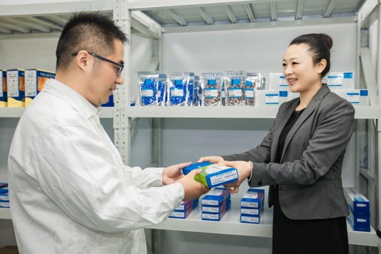 企业“家门口”建起“耗材超市”，中国首家色谱耗材供应商自动化仓库落地苏州