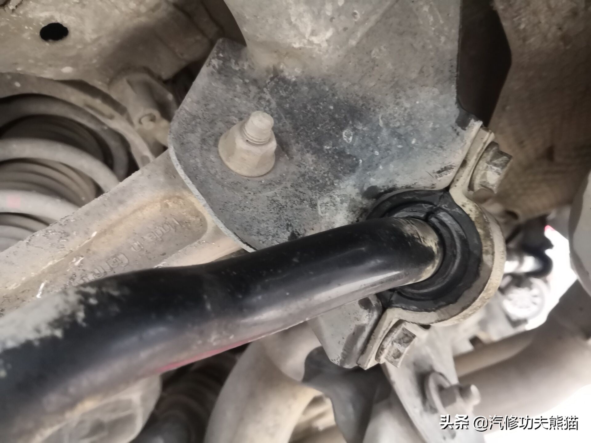 大众途锐急加速发动机故障灯点亮,大众新款途锐车子烧机油