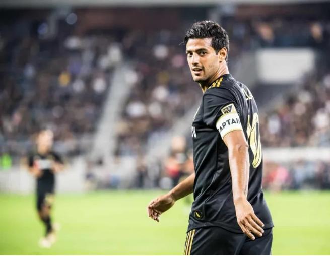 世界前十足球运动员,足球运动员职业生涯进球排名