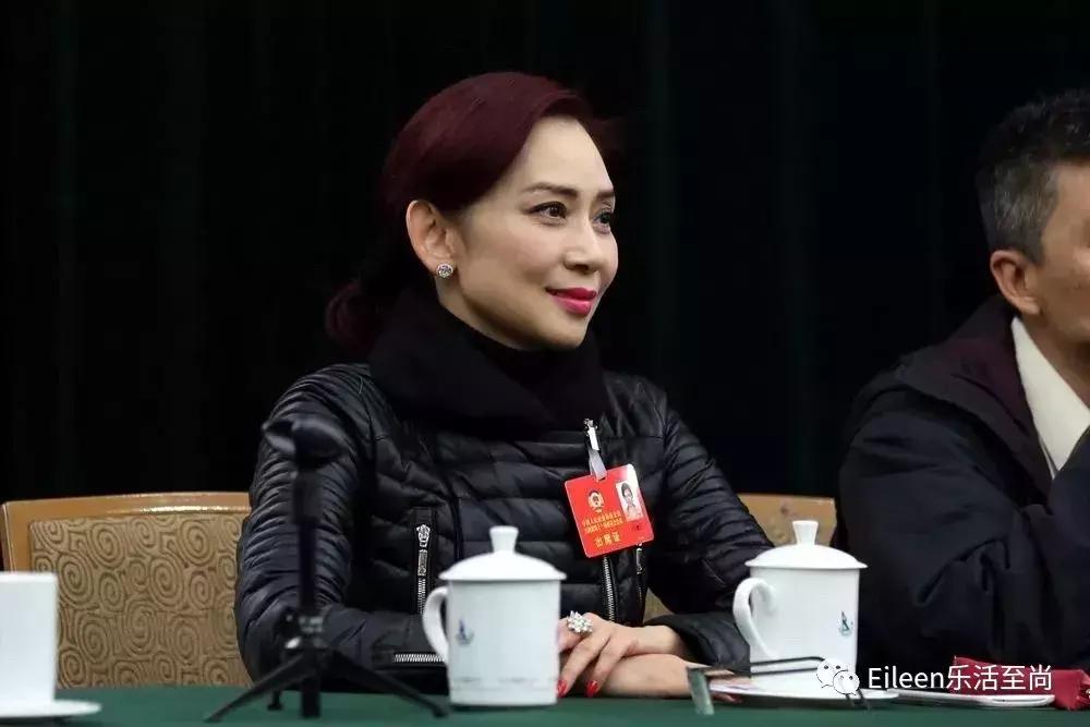 深谈港姐70年：两嫁豪门、成王封神、被骗情财，人间绝色不同命