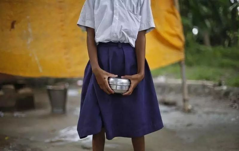 14岁女孩反复来月经,14岁女孩第一次月经后一年多没来