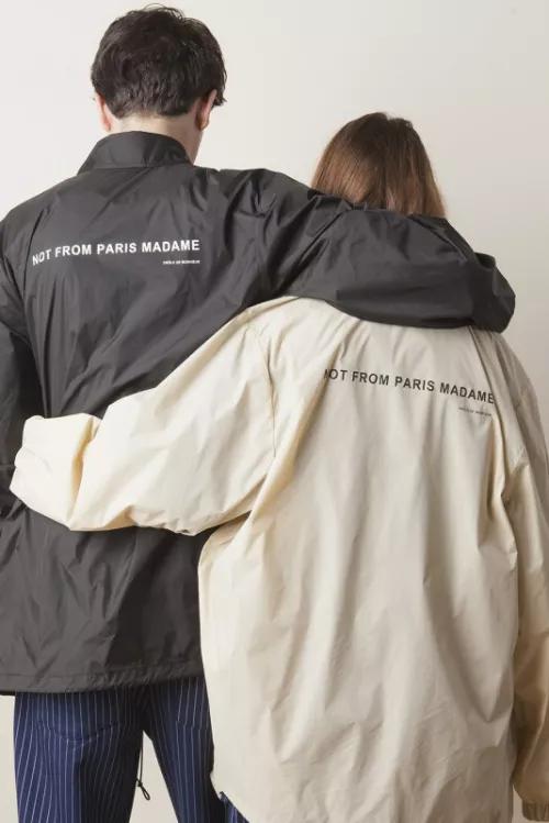 supreme联名日系闪电潮牌,潮牌supreme哪些是真的