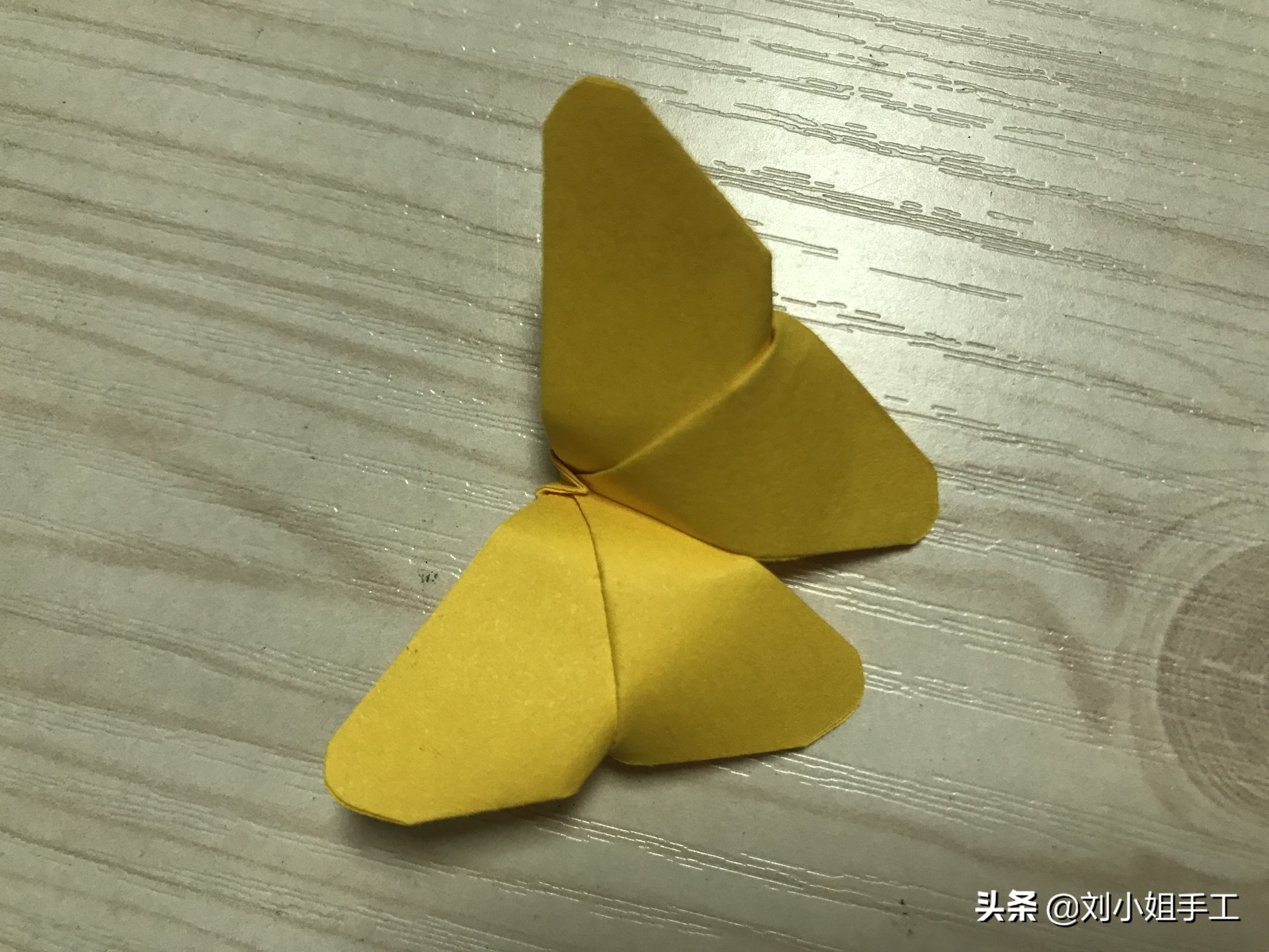 简单的蝴蝶折纸戒指,会飞蝴蝶简单折纸