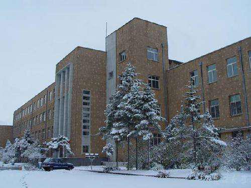 每天带你了解一所高校:中国汽车工业人才摇篮——吉林大学