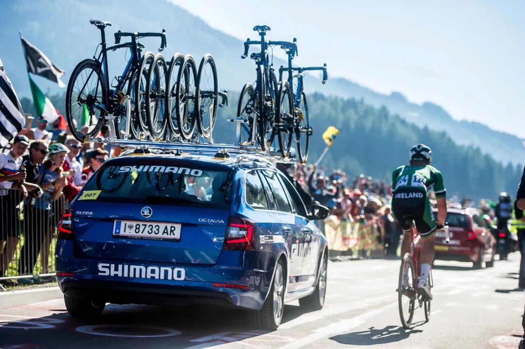 环法为啥用斯柯达汽车,斯柯达环法车队