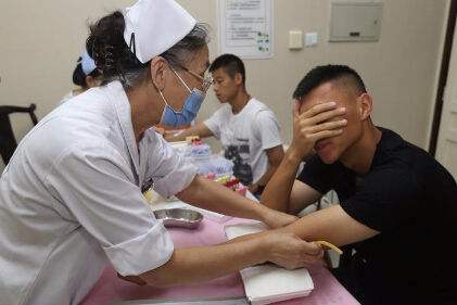 针灸治疗的一种不良反应：晕针！如何处理及预防？看看医生怎么说