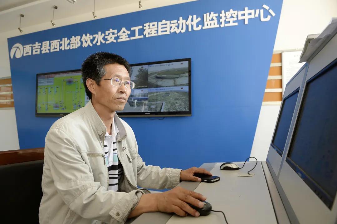 彪炳史册的伟大奇迹全文,伟大壮举中国脱贫攻坚成就展视频