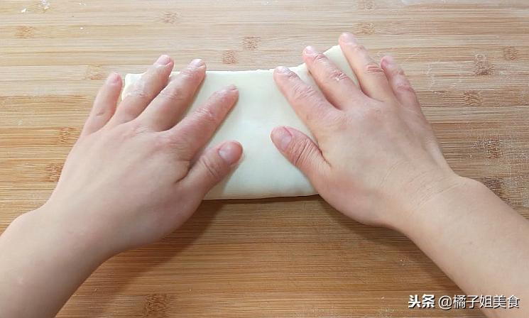 千层饼做法不用黄油不用低筋面粉,千层饼正确做法