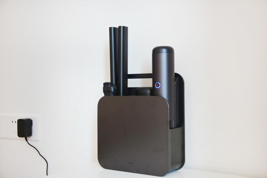 高颜值超迷你，倍思H5家用随手吸尘器测评