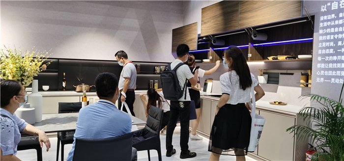 有谁知道参展2021中国建博会（广州）的小尼宅配是几线品牌？