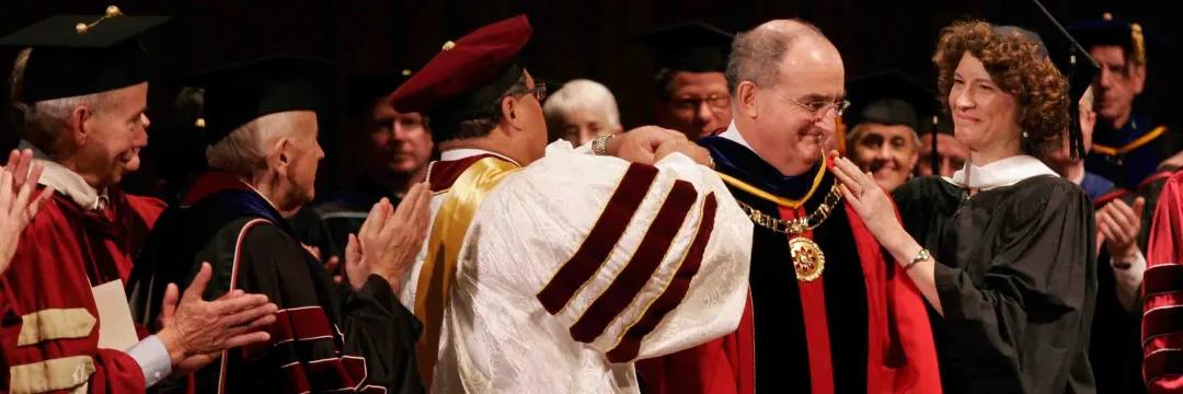 iu出道前的故事,iu的励志故事