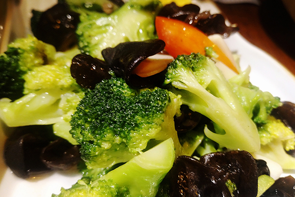 乙肝尿酸偏高如何补充蛋白质,乙肝患者怎么补充营养