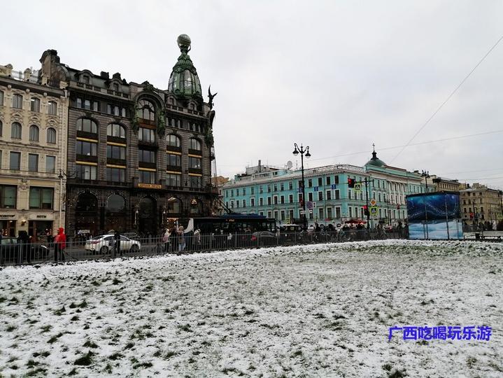 领略俄罗斯涅瓦河异域风情,俄罗斯圣彼得堡的涅瓦大街
