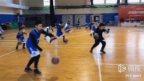 门头沟寒假篮球训练营开课啦！不要让娃懒在家里！赶快行动起来吧