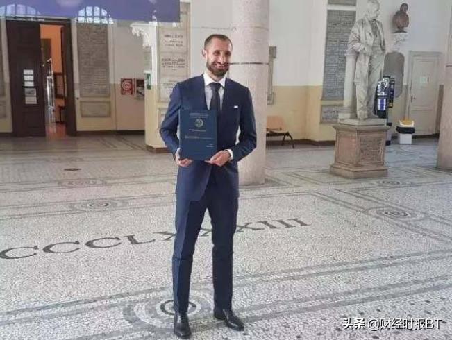 足球与学霸真的挂不上钩吗？相比翟天临这些足坛学霸是怎么炼成的