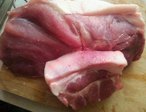 吃不完的猪肉怎么处理再放冰箱,吃不完的猪肉放保鲜还是冷冻