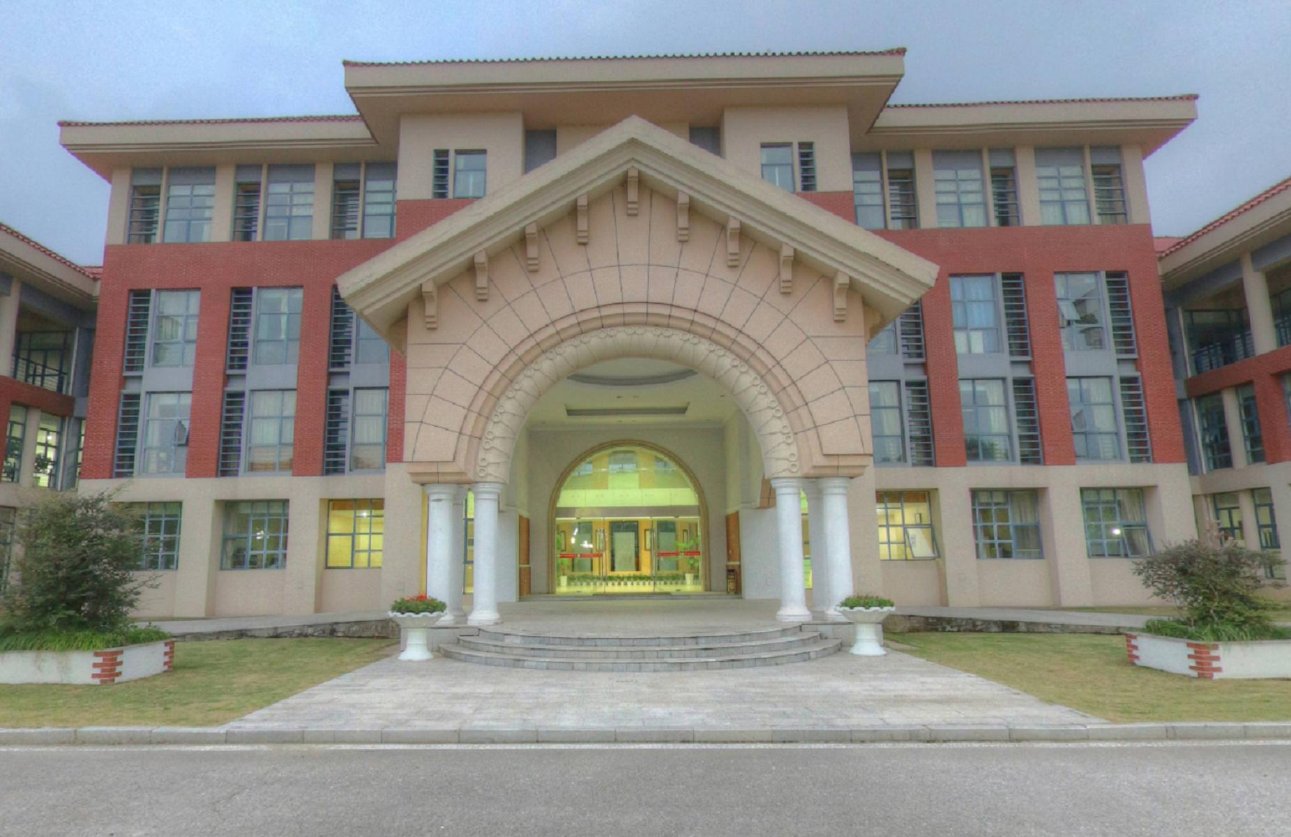 中国传媒大学南广学院在什么地方,中国传媒大学南广学院是双一流吗