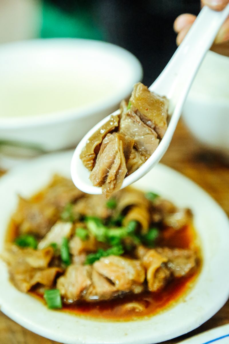 海南牛腩饭哪家最好吃,海口清汤牛腩饭