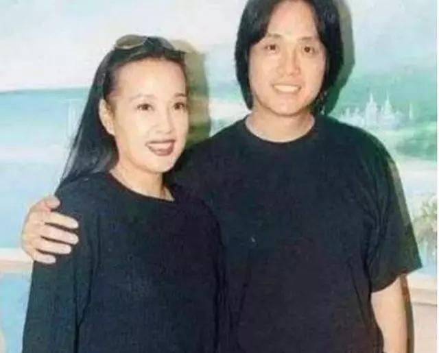 四婚三离、58岁嫁富豪！坐牢422天、身家亿万！传奇女人