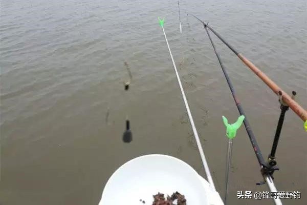 野钓浮漂走水怎么解决,野钓走水很严重调漂最佳方法