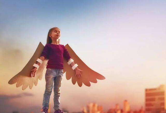 孩子上课回答问题紧张怎么引导,孩子上课不敢举手什么原因