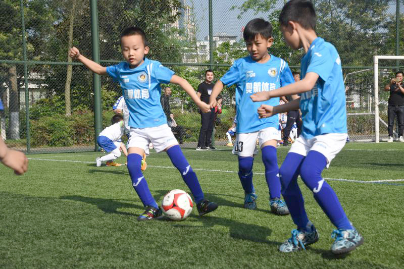 少儿足球联赛开幕,第十九届少儿足球联赛