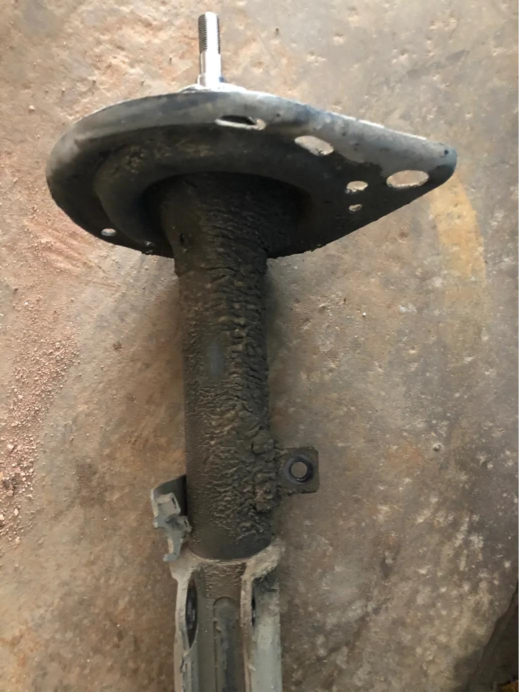 凯美瑞车身晃动怎么解决,凯美瑞行驶中摇晃怎么回事