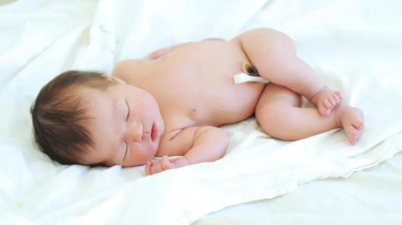 新手爸妈如何护理宝宝脐带,婴儿脐带残端怎么处理