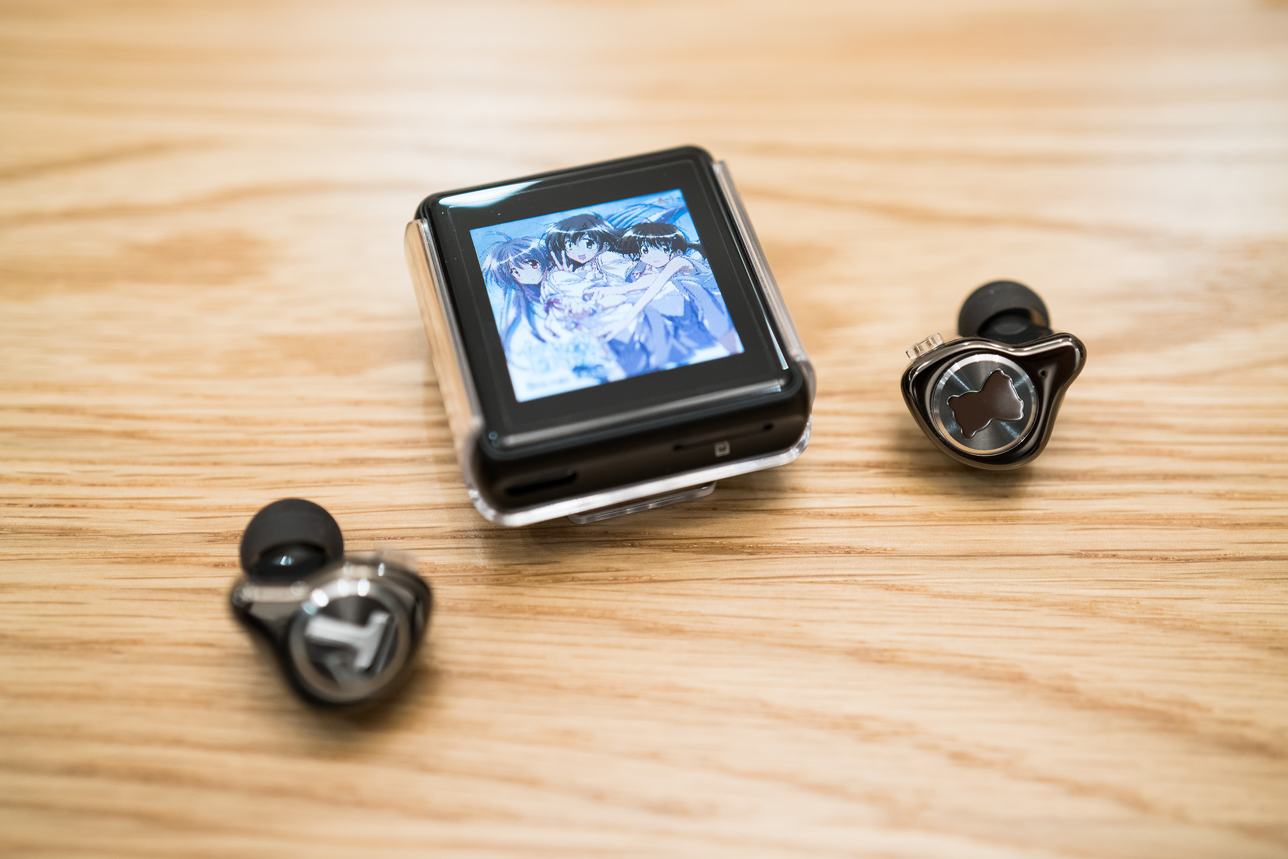 通透精致的平常心——TFZTXBEARMONICA动圈耳塞小评