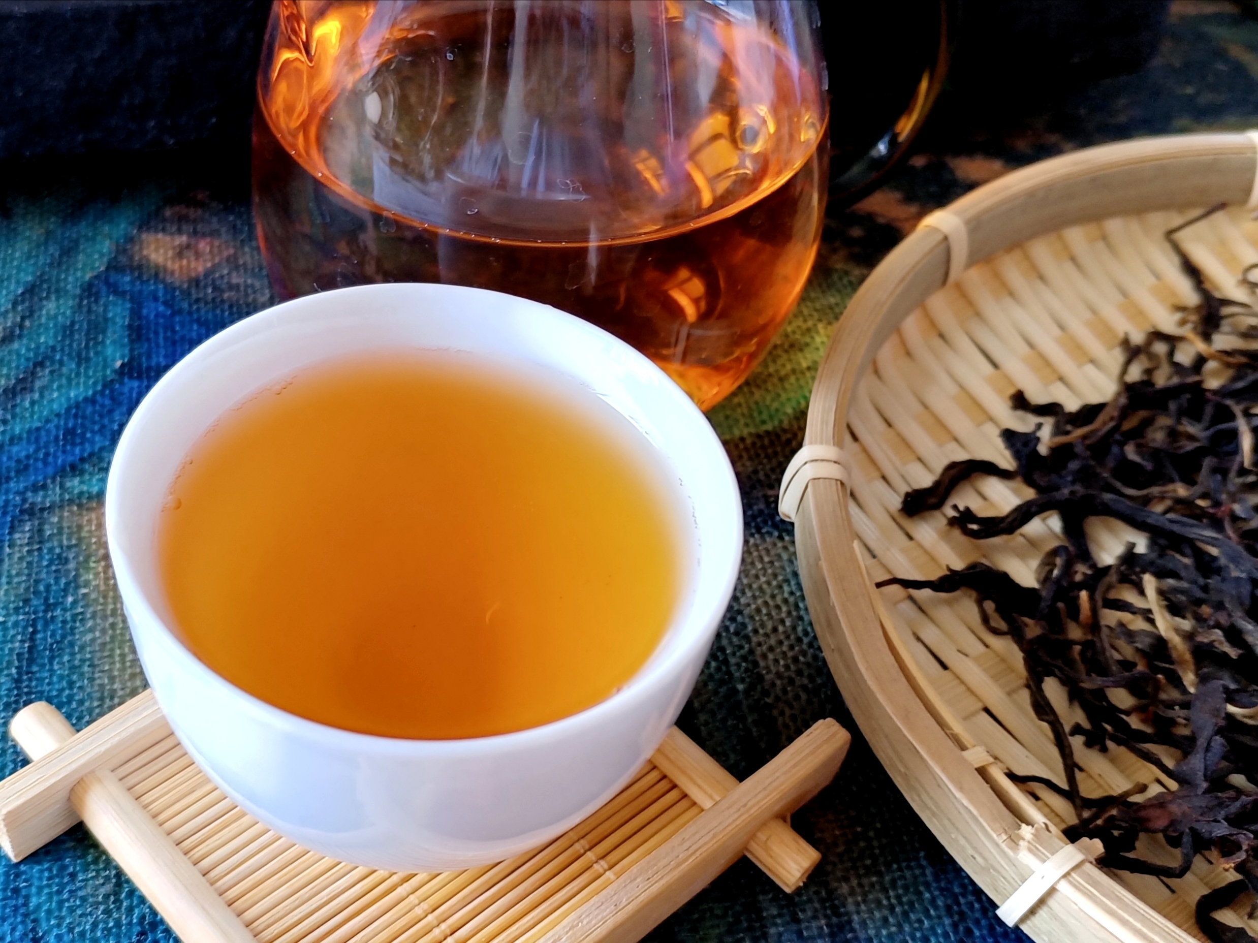 女生喝什么茶补气血,适合女生喝的4款茶