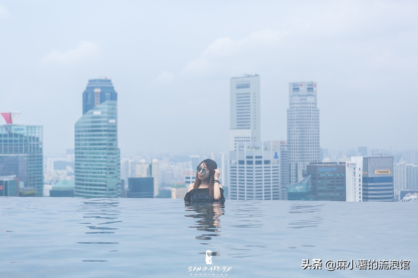 新加坡最豪华的体验,金沙酒店楼顶无边泳池,只有住一晚才能享受