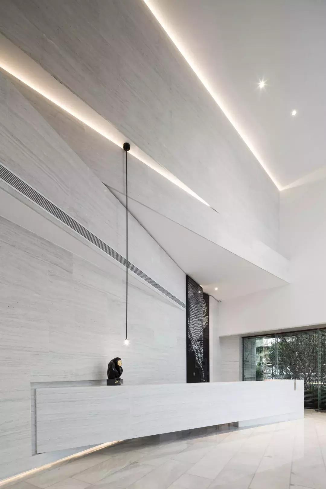 极简风高级感配色方案,高级灰意式极简沙发