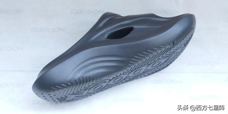 咕咚软弹运动拖鞋,舒适运动吸汗防臭透气久站不累