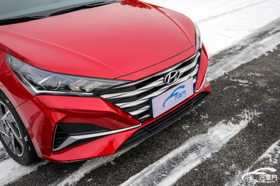 现代悦纳手动挡试驾视频,北京现代两厢全新悦纳