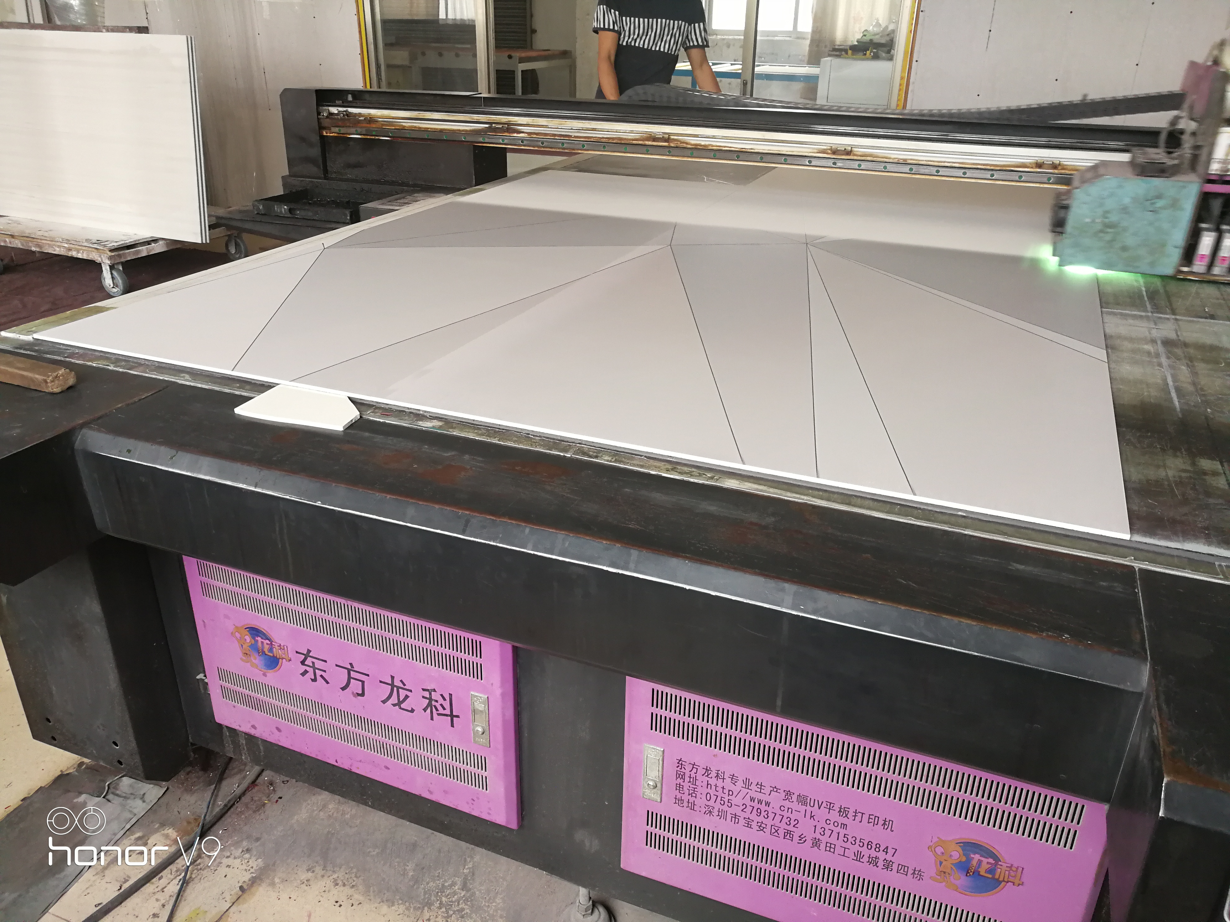 uv平板打印不打白墨喷头怎么保养,uv打印机喷头维护教程